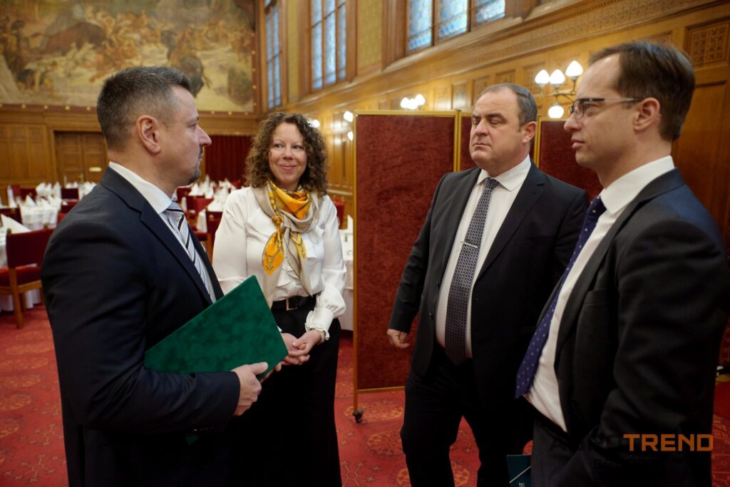 ©Jaksity Iván Ivan.jaksity@gmail.com