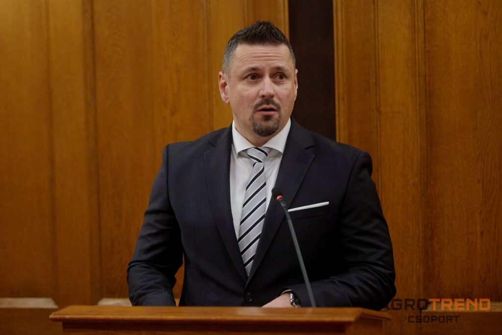 ©Jaksity Iván Ivan.jaksity@gmail.com