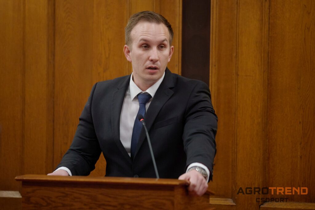 ©Jaksity Iván Ivan.jaksity@gmail.com