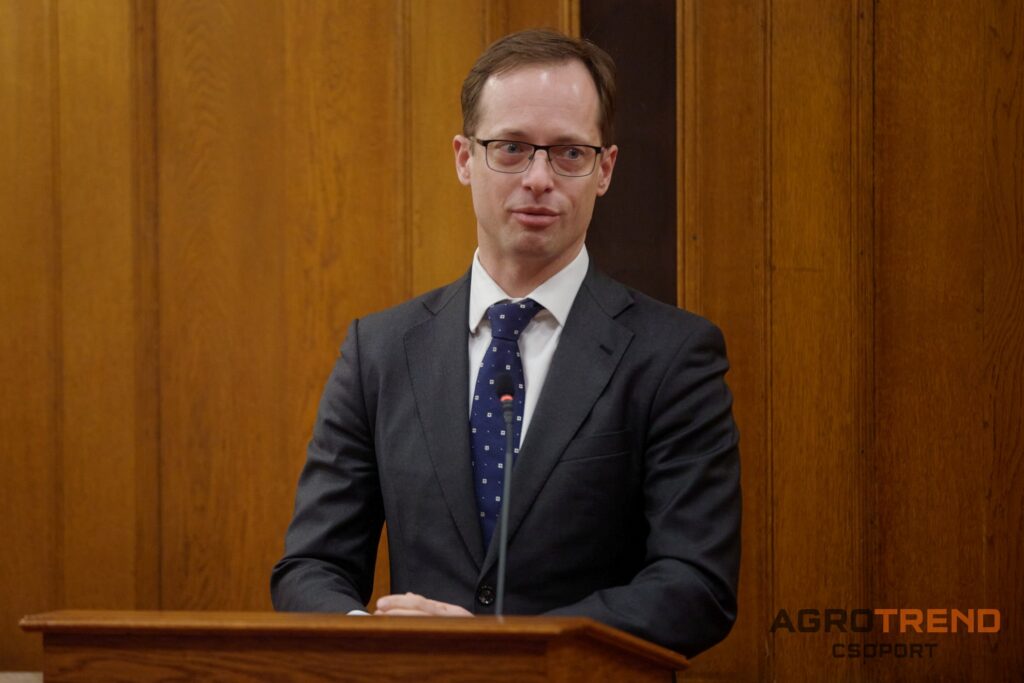 ©Jaksity Iván Ivan.jaksity@gmail.com