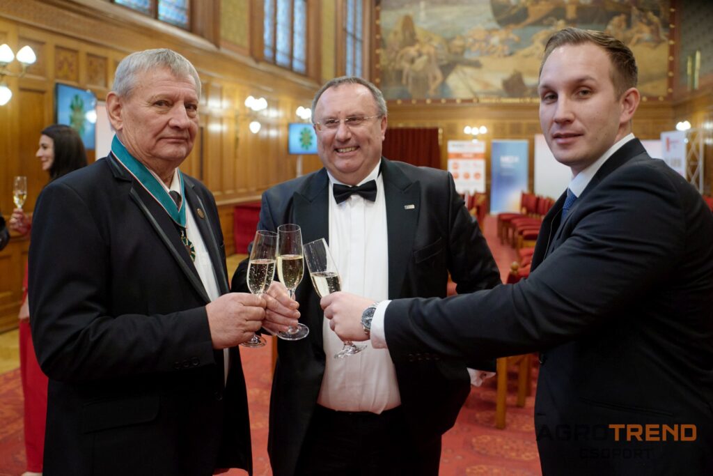 ©Jaksity Iván Ivan.jaksity@gmail.com