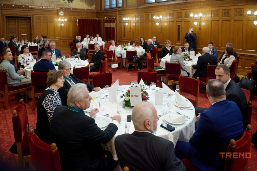 ©Jaksity Iván Ivan.jaksity@gmail.com