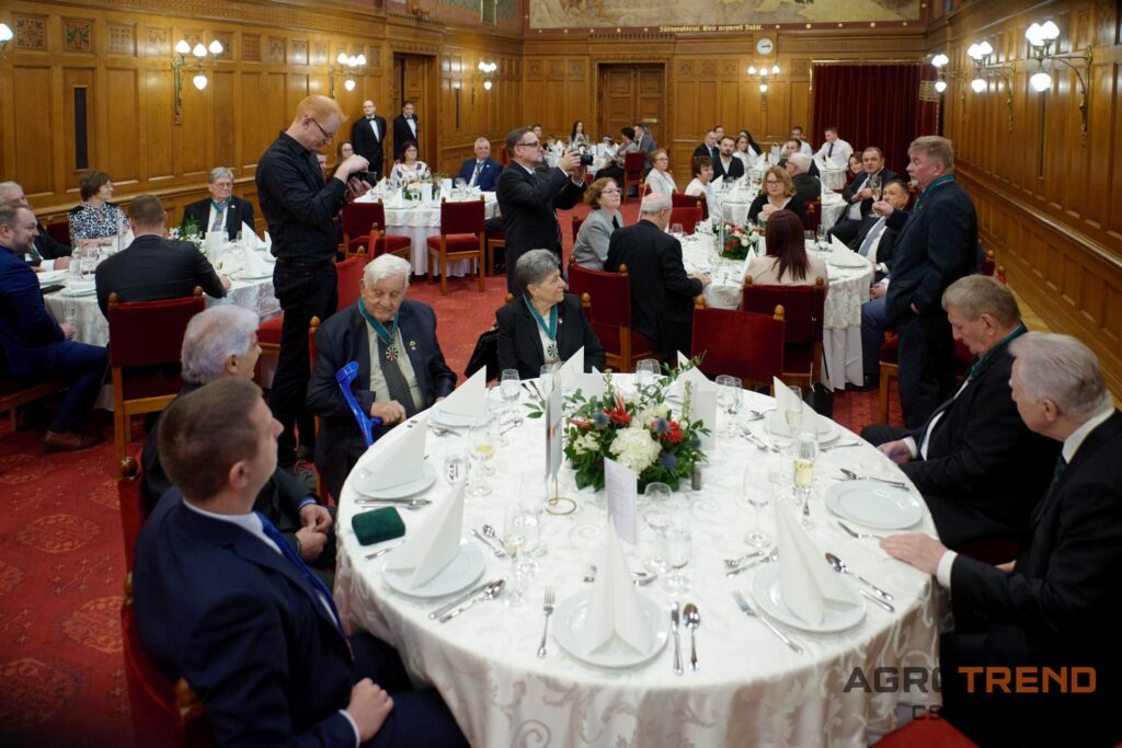 ©Jaksity Iván Ivan.jaksity@gmail.com